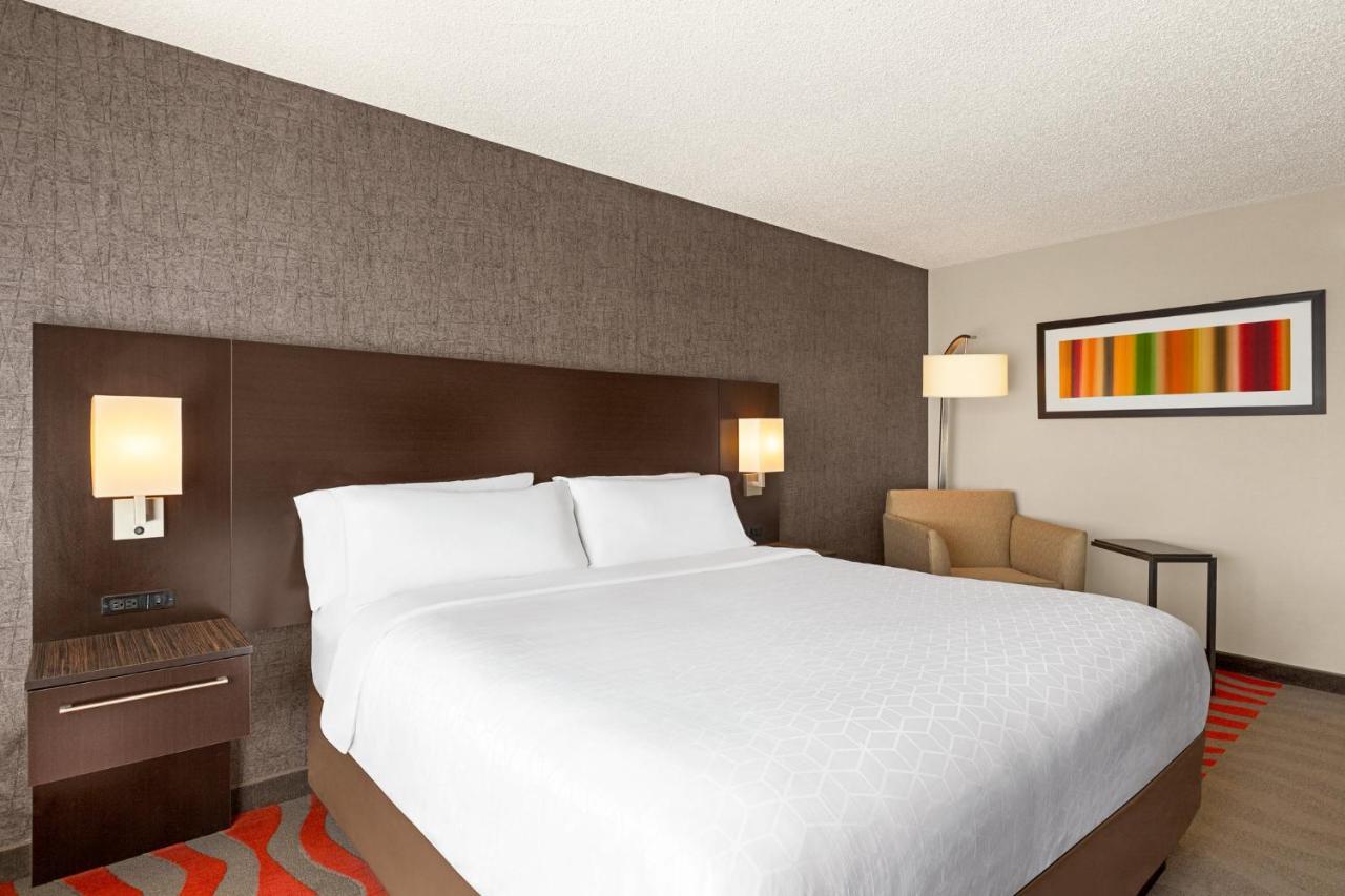 Boston - Cambridge Area By Ihg Hotel